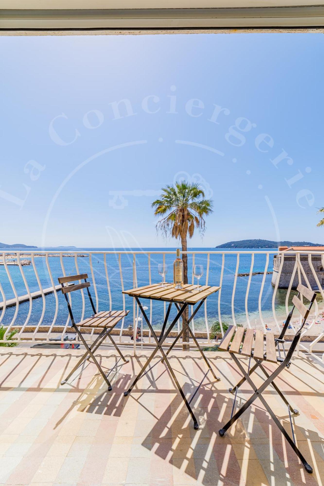 Elegance Cotiere - Vue Imprenable, Plage A 5 Min Tolone Esterno foto